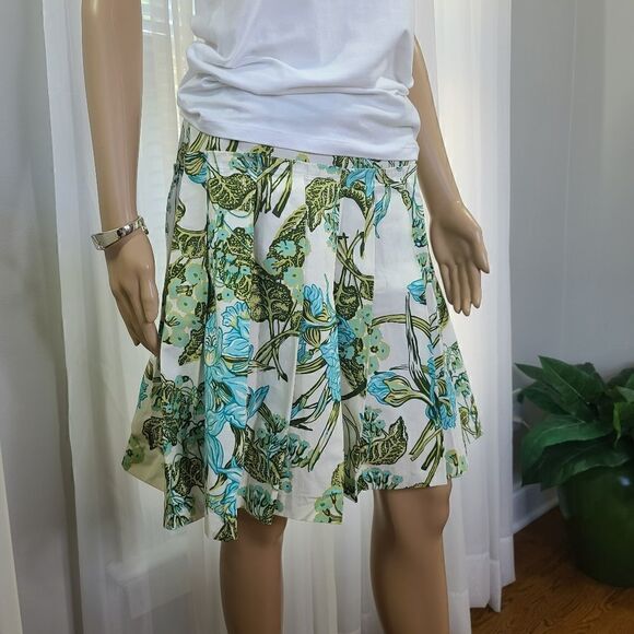 Lovely  LOFT Skirt 2P - Picture 7 of 9